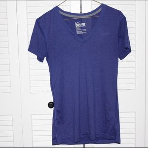 Nike dry fit athletic workout running shirt